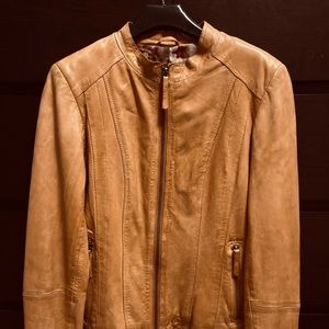 Leather jacket (womens medium fit)